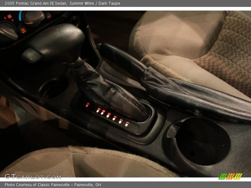 Summit White / Dark Taupe 2005 Pontiac Grand Am SE Sedan
