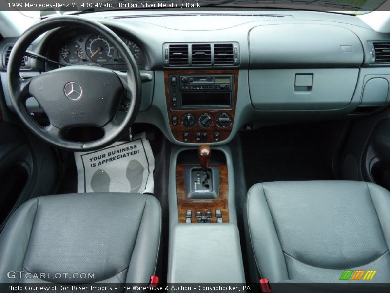 Dashboard of 1999 ML 430 4Matic