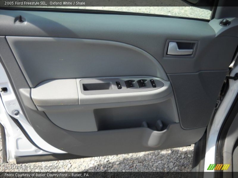 Oxford White / Shale 2005 Ford Freestyle SEL