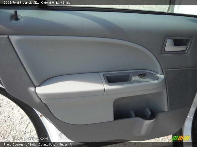 Oxford White / Shale 2005 Ford Freestyle SEL