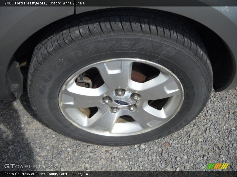  2005 Freestyle SEL Wheel