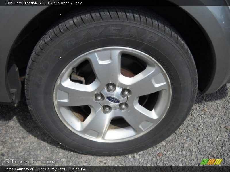  2005 Freestyle SEL Wheel