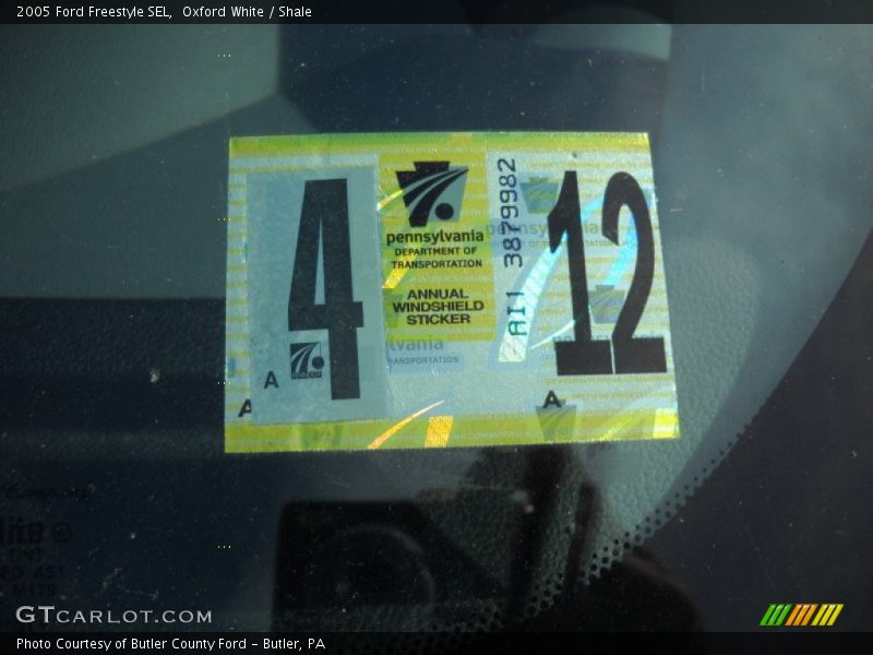 Oxford White / Shale 2005 Ford Freestyle SEL