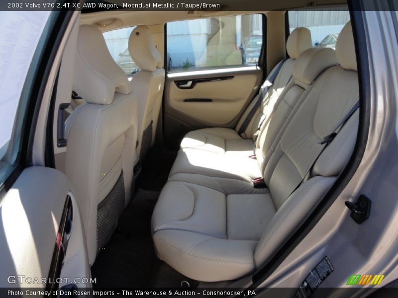 Rear Seat of 2002 V70 2.4T XC AWD Wagon