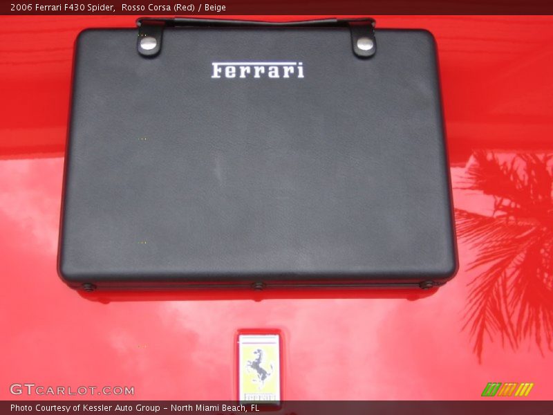 Books/Manuals of 2006 F430 Spider