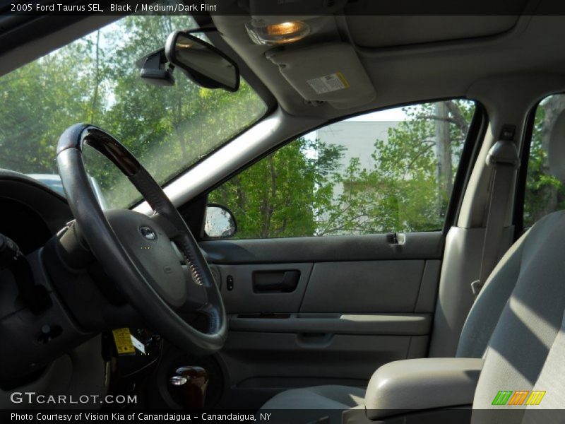 Black / Medium/Dark Flint 2005 Ford Taurus SEL