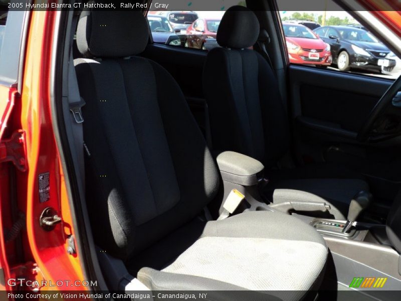 Rally Red / Gray 2005 Hyundai Elantra GT Hatchback