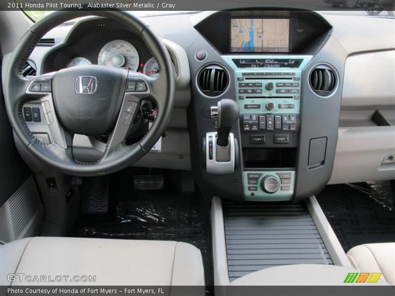 Dashboard of 2011 Pilot Touring