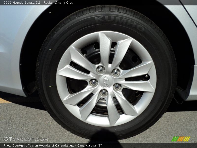 Radiant Silver / Gray 2011 Hyundai Sonata GLS