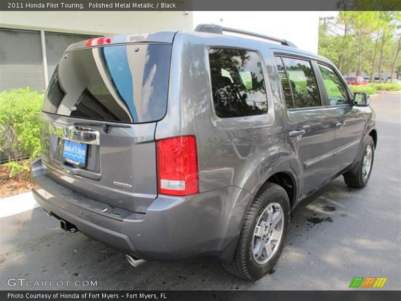 Polished Metal Metallic / Black 2011 Honda Pilot Touring