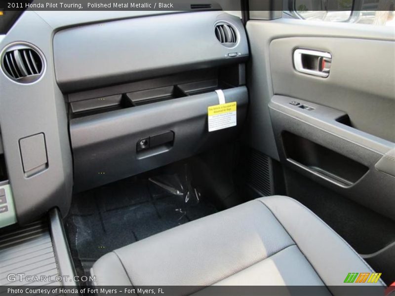 Polished Metal Metallic / Black 2011 Honda Pilot Touring