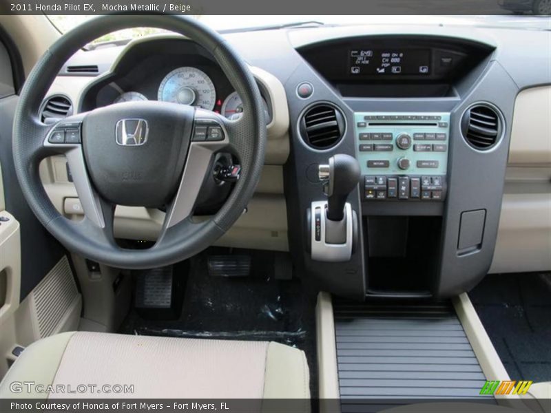 Dashboard of 2011 Pilot EX