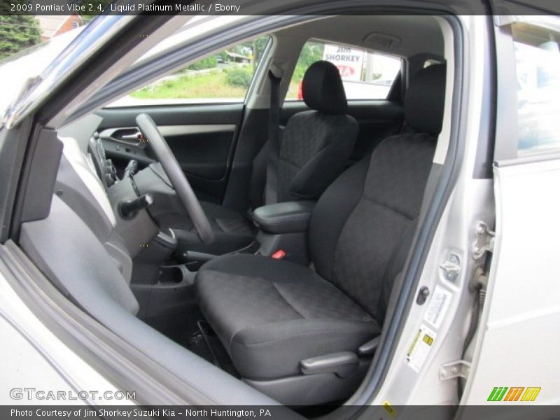 Liquid Platinum Metallic / Ebony 2009 Pontiac Vibe 2.4