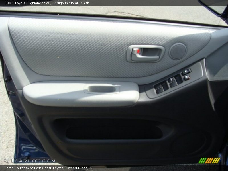 Indigo Ink Pearl / Ash 2004 Toyota Highlander V6