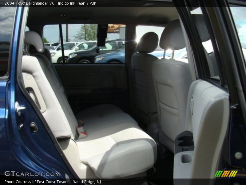 Indigo Ink Pearl / Ash 2004 Toyota Highlander V6