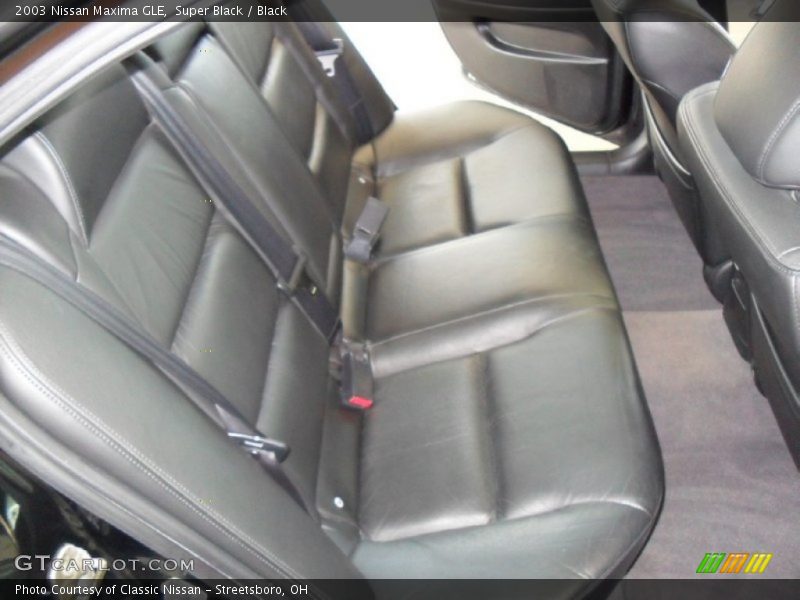 Super Black / Black 2003 Nissan Maxima GLE