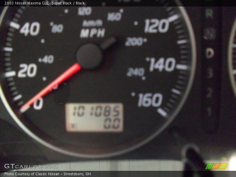 Super Black / Black 2003 Nissan Maxima GLE