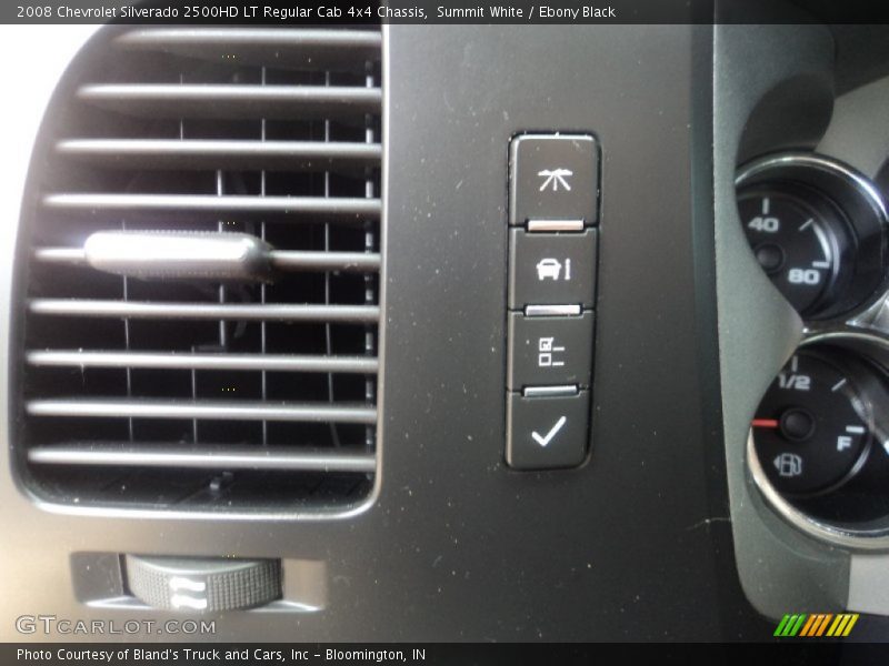 Summit White / Ebony Black 2008 Chevrolet Silverado 2500HD LT Regular Cab 4x4 Chassis