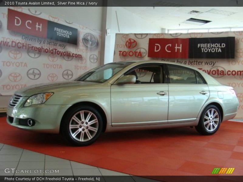 Silver Pine Mica / Ivory 2010 Toyota Avalon Limited