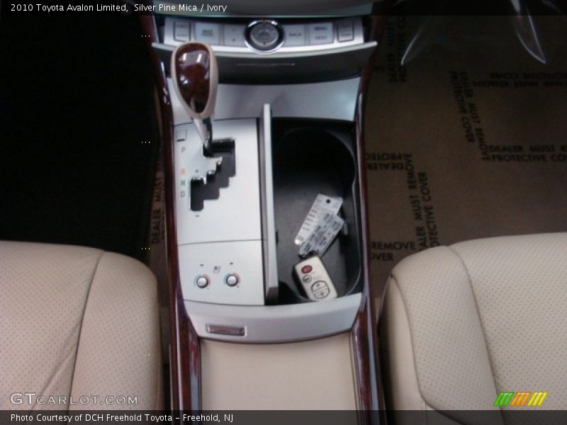 Silver Pine Mica / Ivory 2010 Toyota Avalon Limited