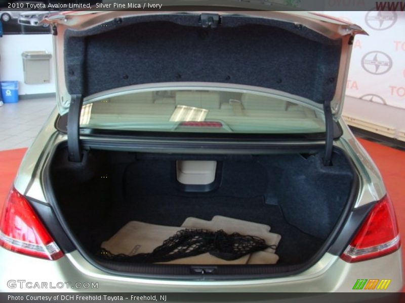 Silver Pine Mica / Ivory 2010 Toyota Avalon Limited