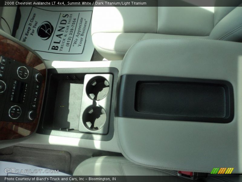 Summit White / Dark Titanium/Light Titanium 2008 Chevrolet Avalanche LT 4x4