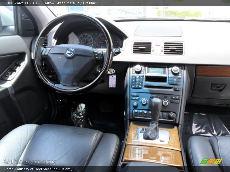 Willow Green Metallic / Off Black 2008 Volvo XC90 3.2