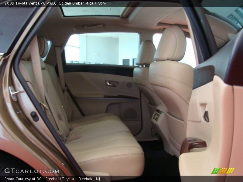 Golden Umber Mica / Ivory 2009 Toyota Venza V6 AWD