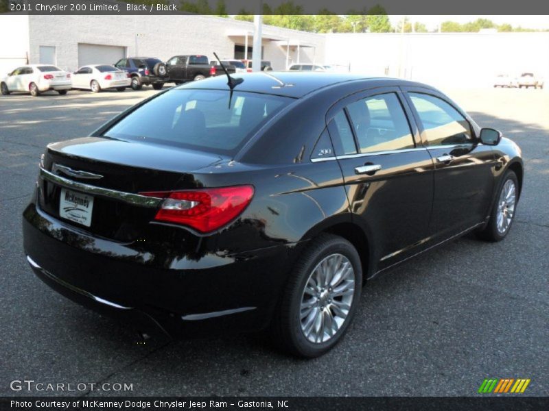 Black / Black 2011 Chrysler 200 Limited