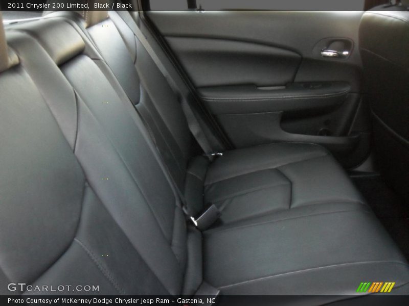 Black / Black 2011 Chrysler 200 Limited