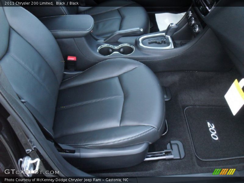 Black / Black 2011 Chrysler 200 Limited