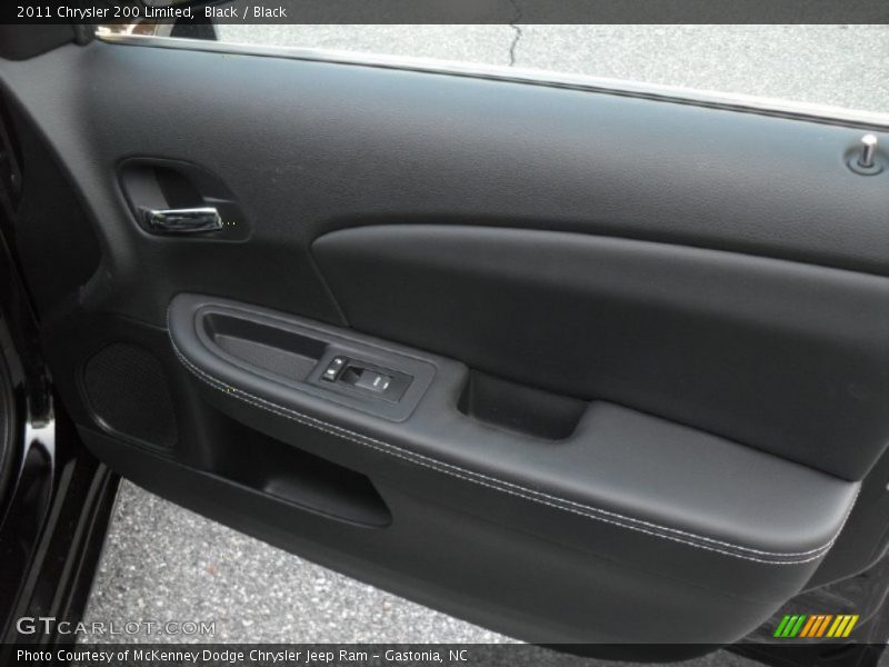 Black / Black 2011 Chrysler 200 Limited