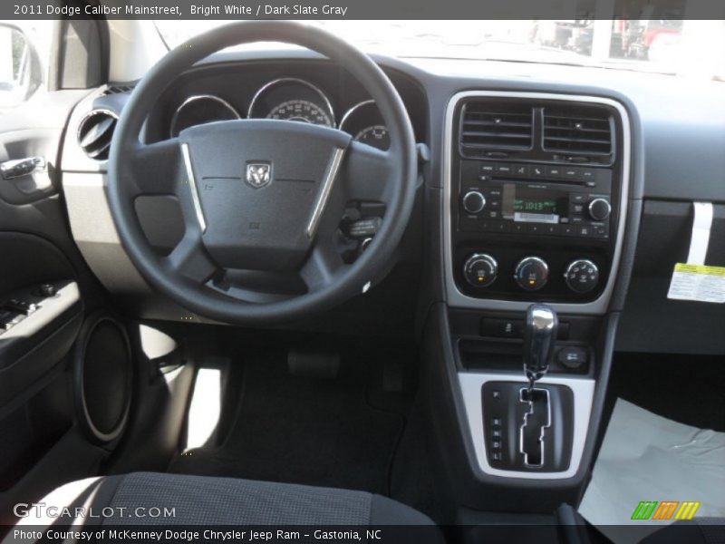 Bright White / Dark Slate Gray 2011 Dodge Caliber Mainstreet