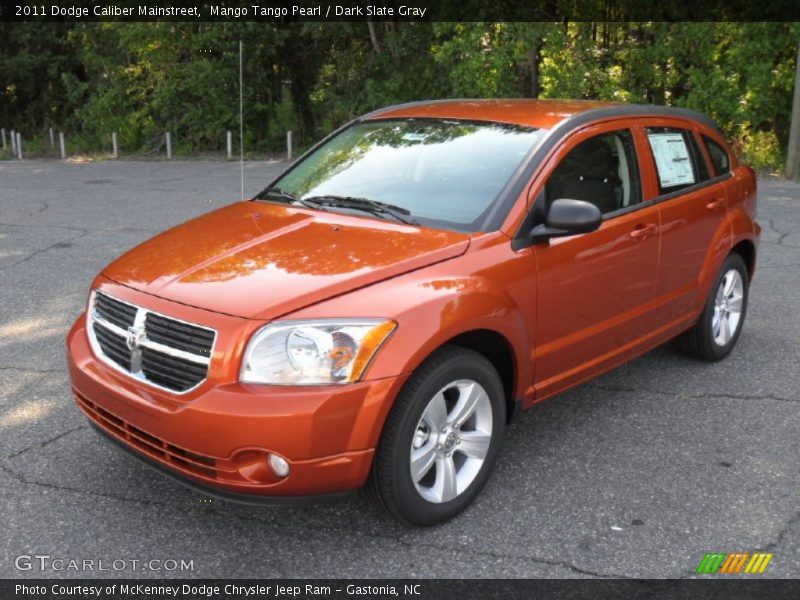 Mango Tango Pearl / Dark Slate Gray 2011 Dodge Caliber Mainstreet