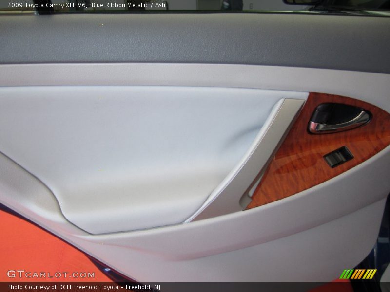 Blue Ribbon Metallic / Ash 2009 Toyota Camry XLE V6