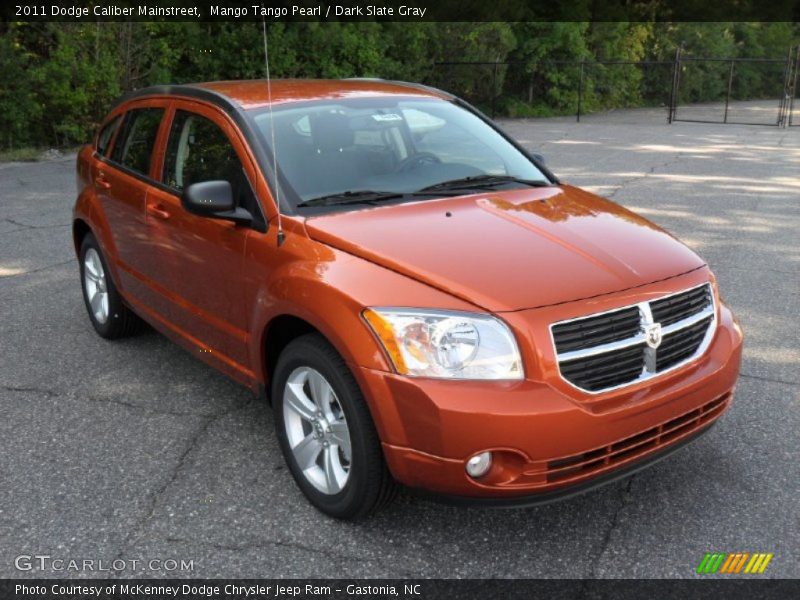 Mango Tango Pearl / Dark Slate Gray 2011 Dodge Caliber Mainstreet