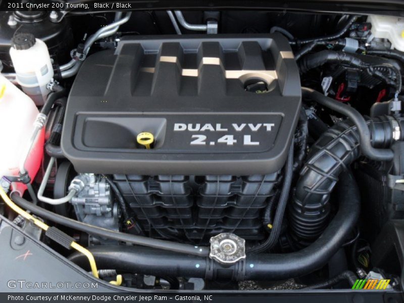 Black / Black 2011 Chrysler 200 Touring
