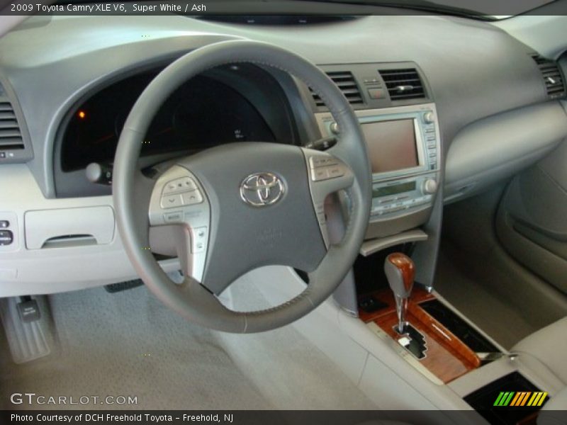 Super White / Ash 2009 Toyota Camry XLE V6