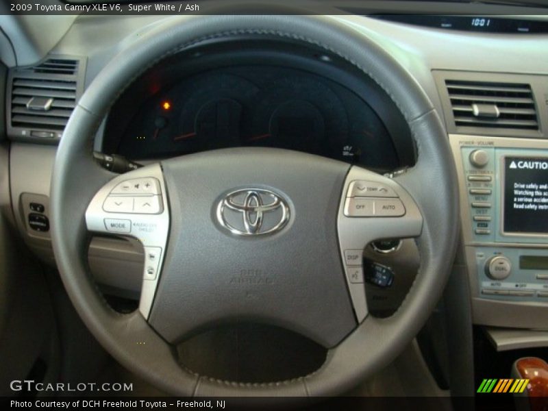 Super White / Ash 2009 Toyota Camry XLE V6