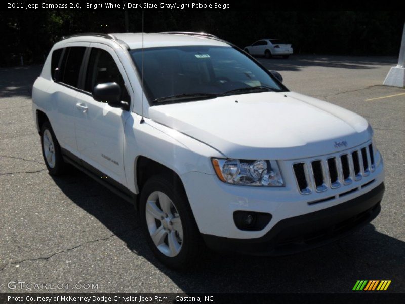 Bright White / Dark Slate Gray/Light Pebble Beige 2011 Jeep Compass 2.0