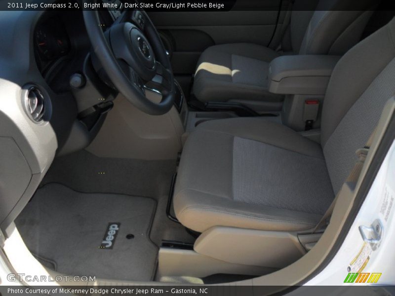 Bright White / Dark Slate Gray/Light Pebble Beige 2011 Jeep Compass 2.0