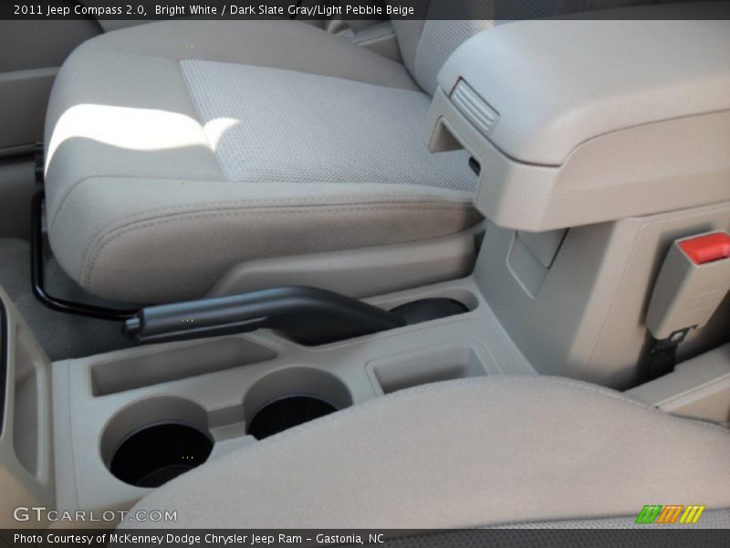 Bright White / Dark Slate Gray/Light Pebble Beige 2011 Jeep Compass 2.0