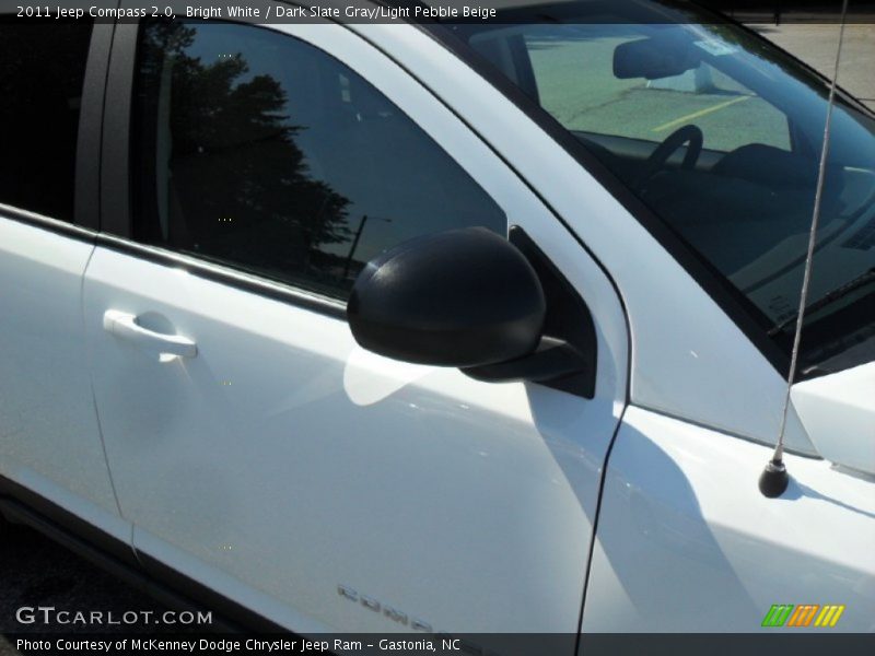 Bright White / Dark Slate Gray/Light Pebble Beige 2011 Jeep Compass 2.0