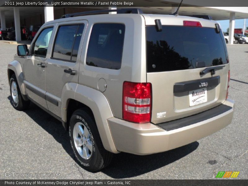 Light Sandstone Metallic / Pastel Pebble Beige 2011 Jeep Liberty Sport