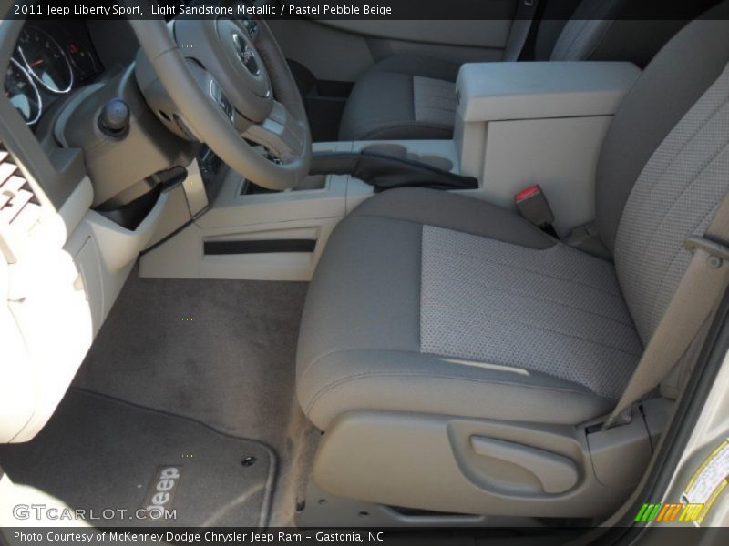 Light Sandstone Metallic / Pastel Pebble Beige 2011 Jeep Liberty Sport