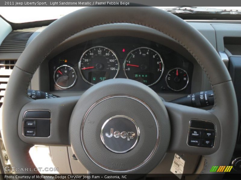Light Sandstone Metallic / Pastel Pebble Beige 2011 Jeep Liberty Sport