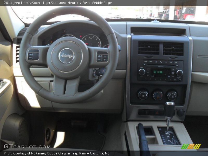 Light Sandstone Metallic / Pastel Pebble Beige 2011 Jeep Liberty Sport
