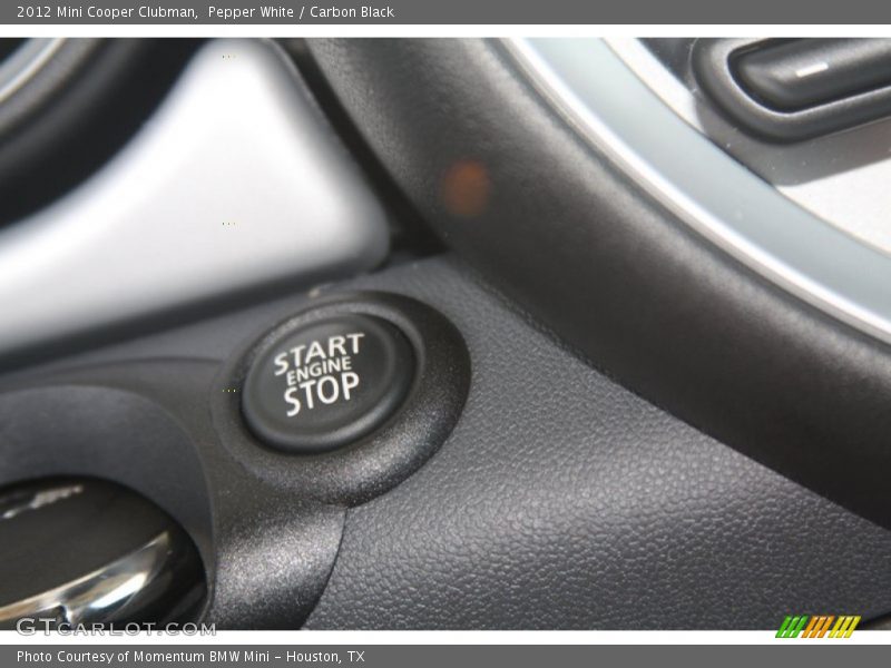 Pepper White / Carbon Black 2012 Mini Cooper Clubman