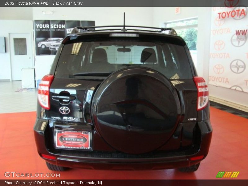 Black / Ash Gray 2009 Toyota RAV4 4WD