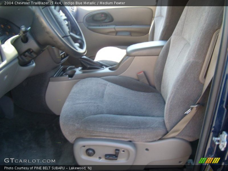 Indigo Blue Metallic / Medium Pewter 2004 Chevrolet TrailBlazer LS 4x4